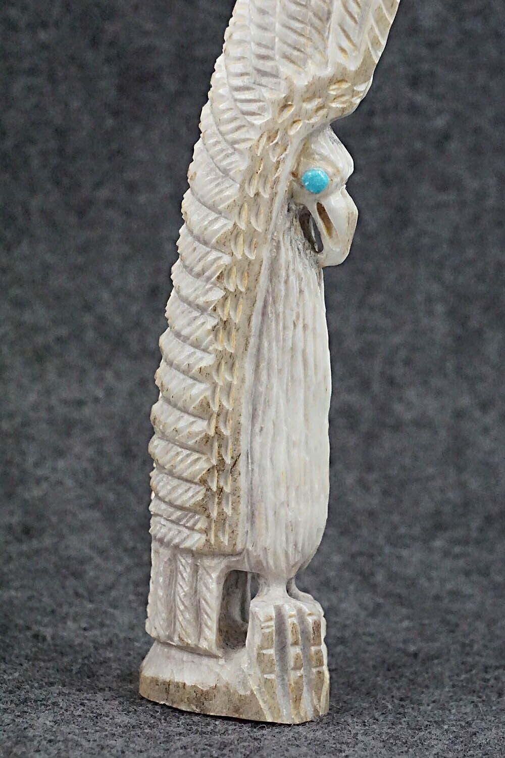 Eagle Zuni Fetish Carving - Garrick Weeka