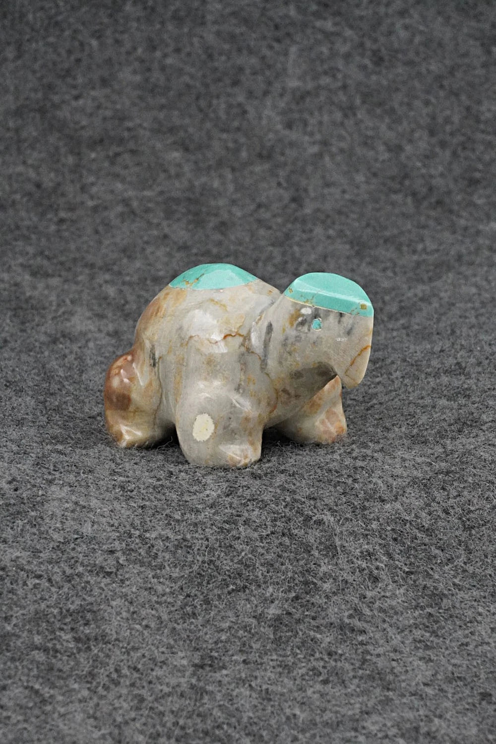 Turtle Zuni Fetish Carving - Enrike Leekya