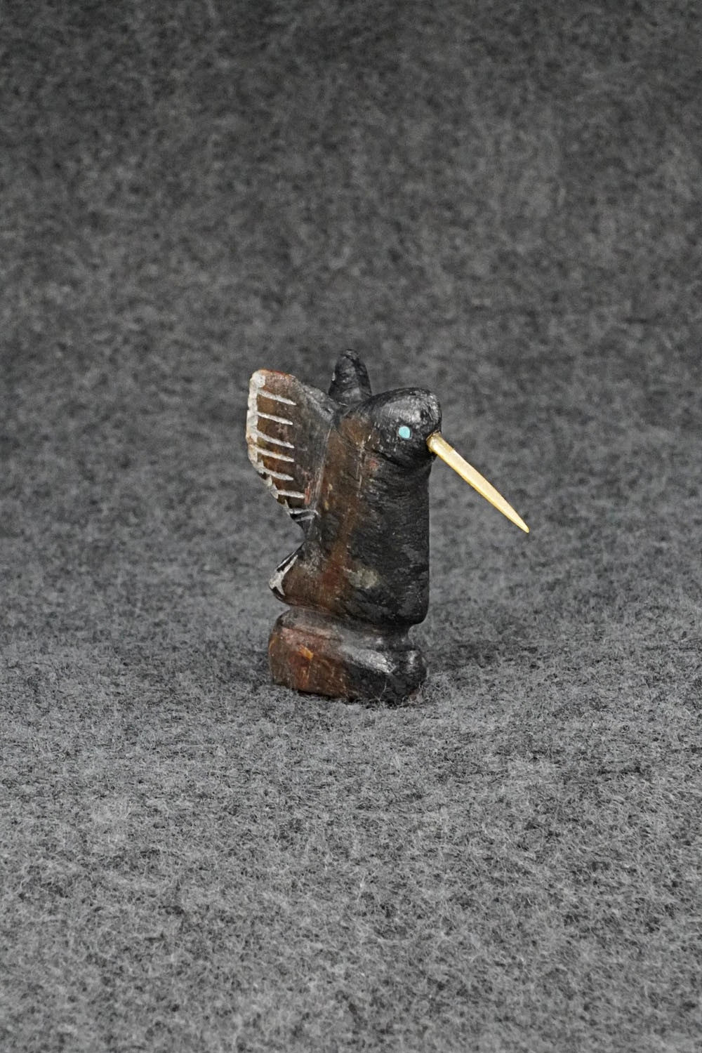 Hummingbird Zuni Fetish Carving - Justin Red Elk