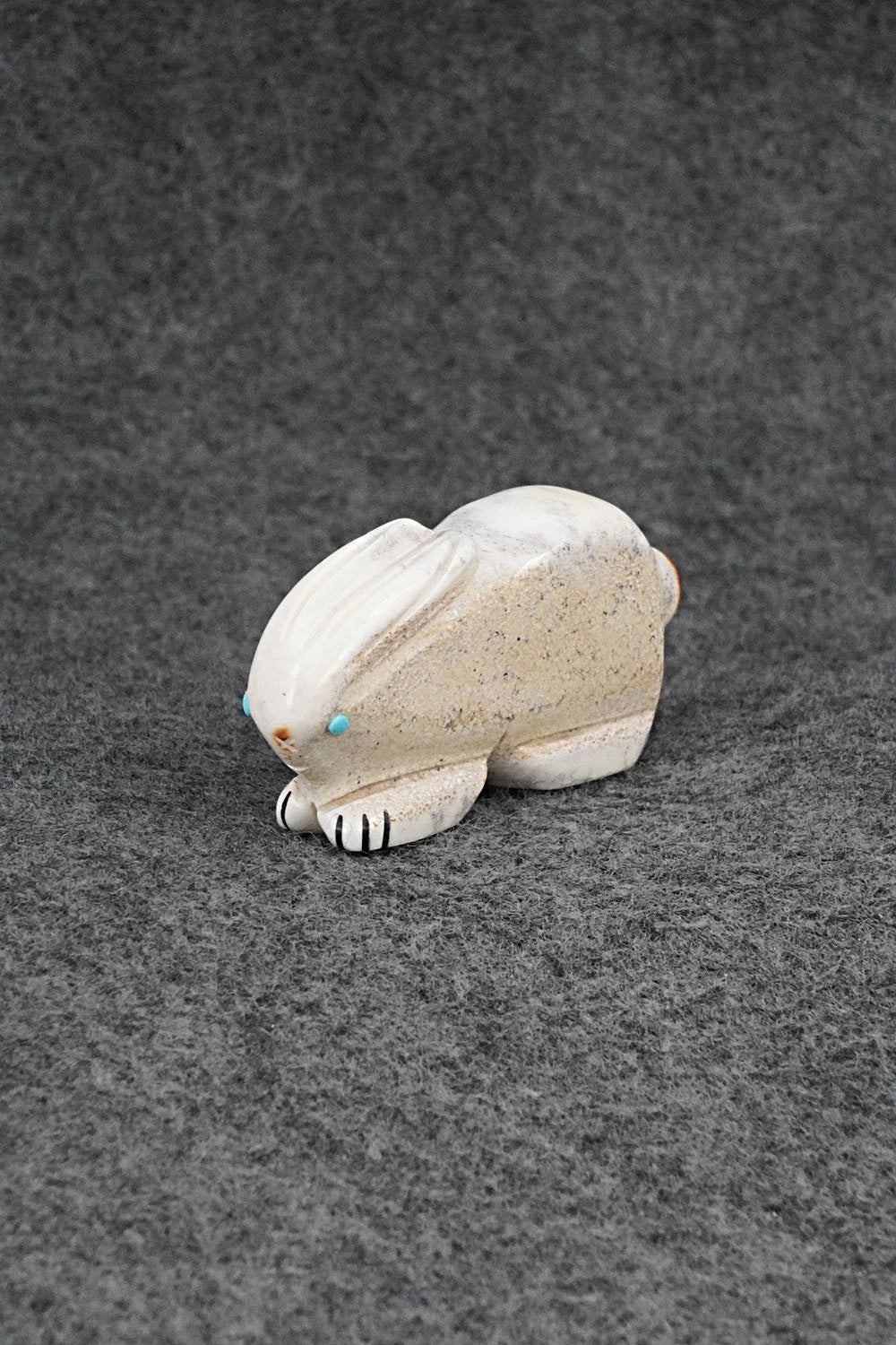 Rabbit Zuni Fetish Carving - Claudia Peina