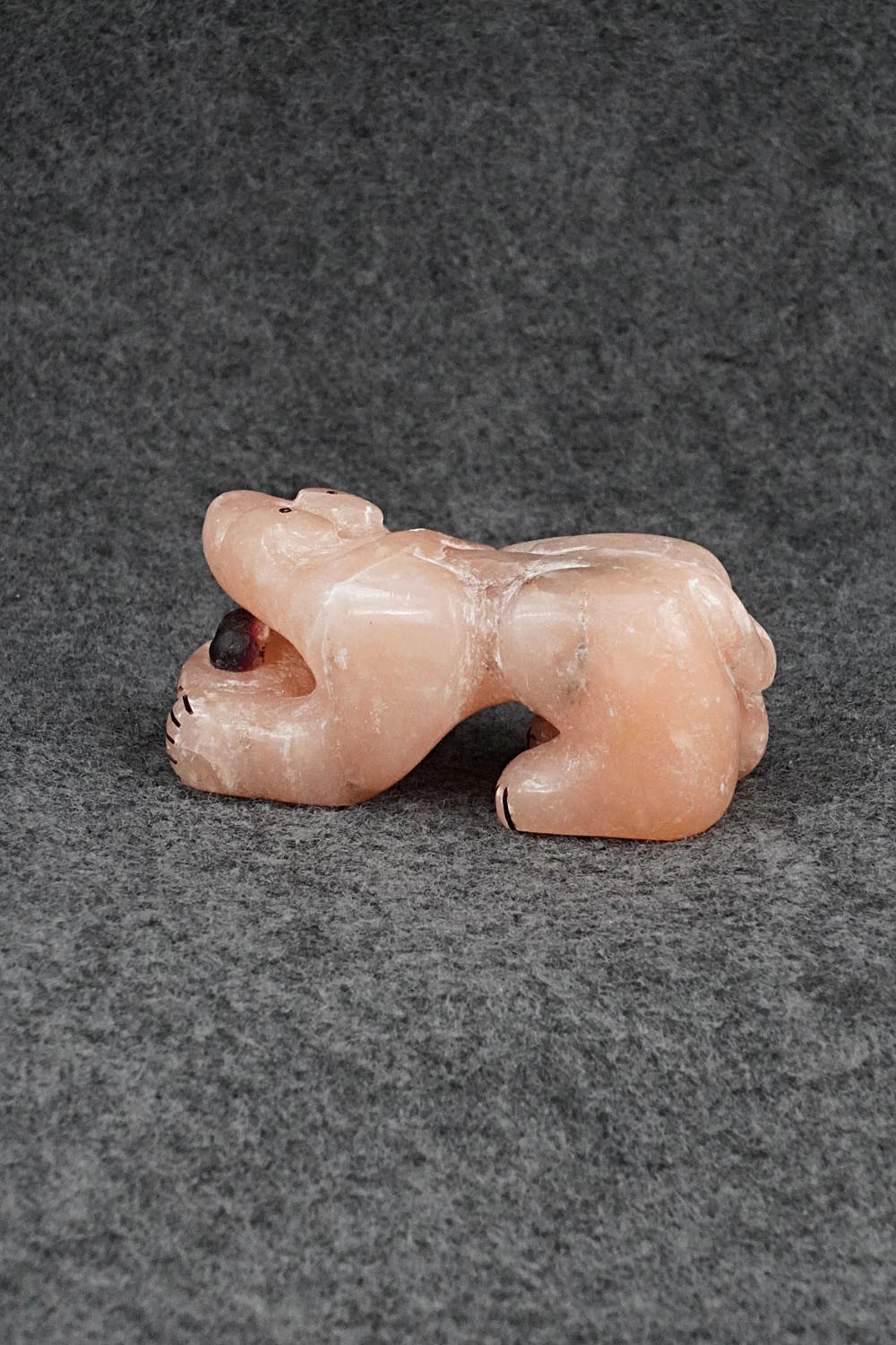 Mountain Lion Zuni Fetish Carving - Rick Kallestewa