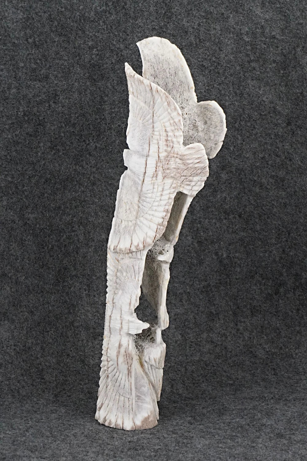 Eagles Zuni Fetish Carving - Lewis Malie