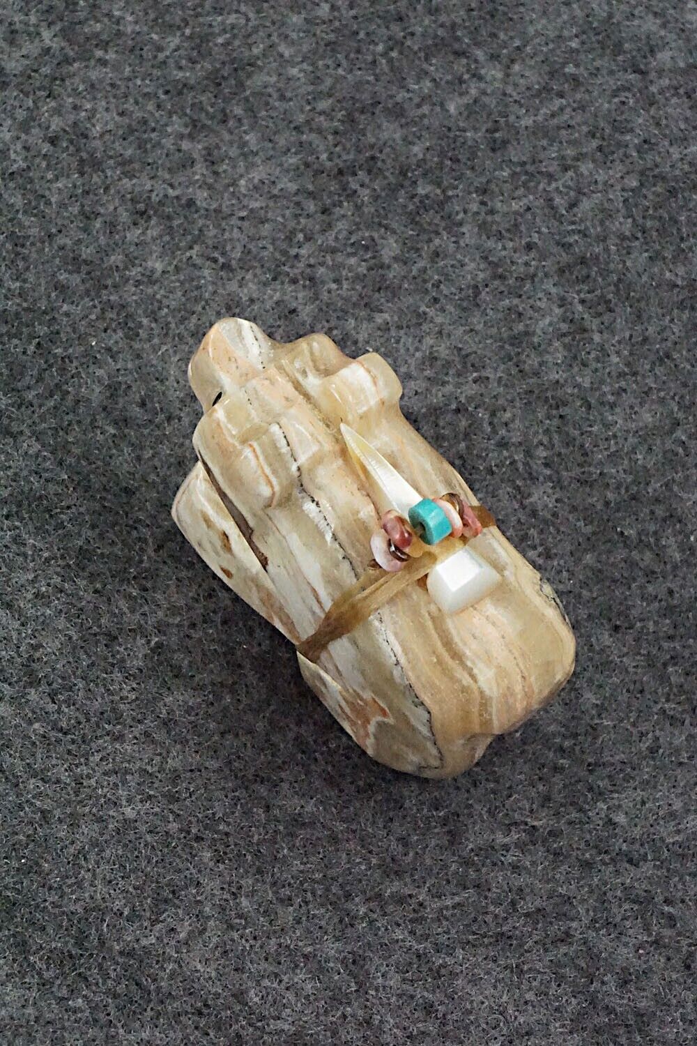 Bear Zuni Fetish Carving - Danny Lonjose