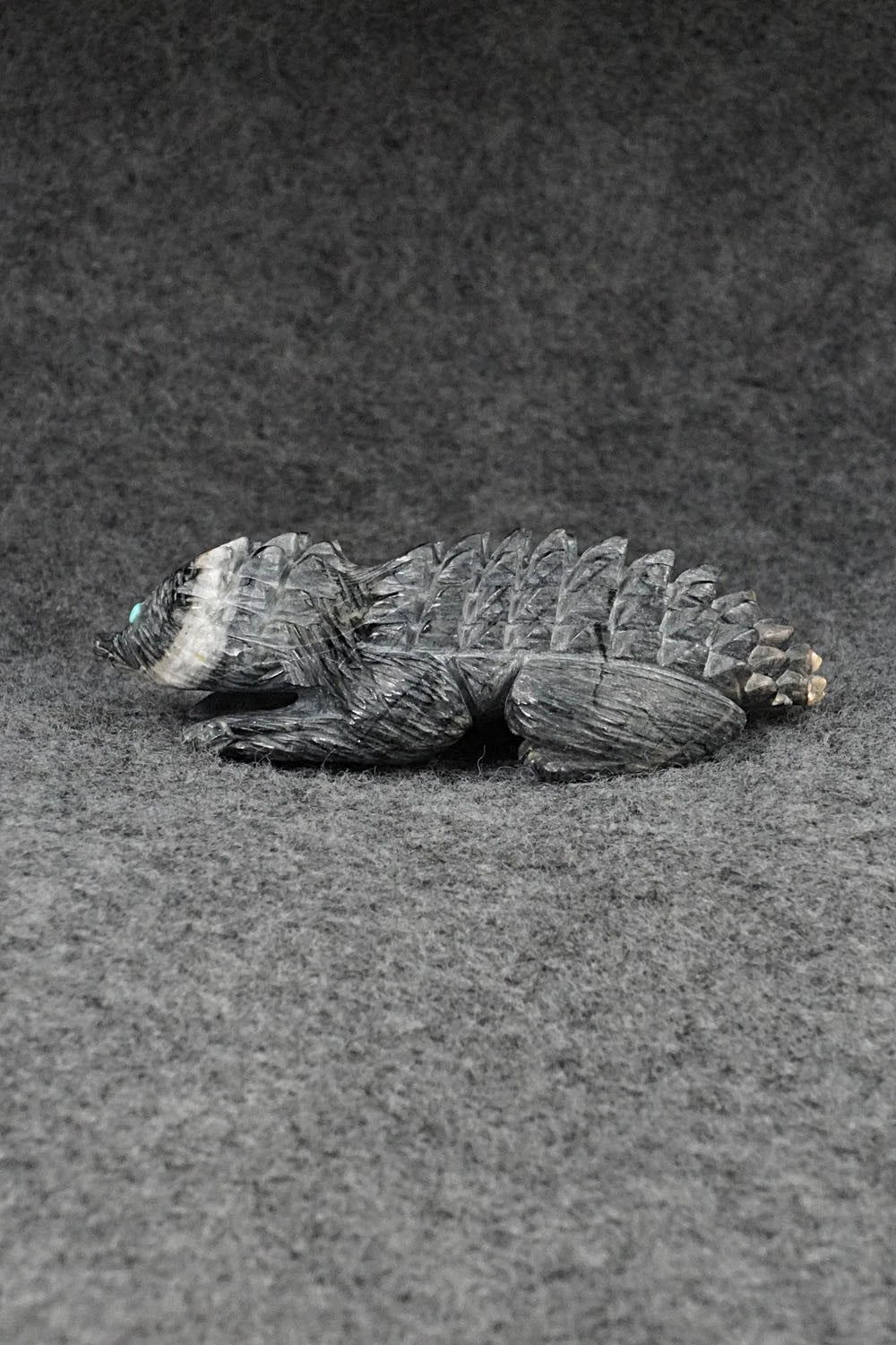 Porcupine Zuni Fetish Carving - Jonas Hustito