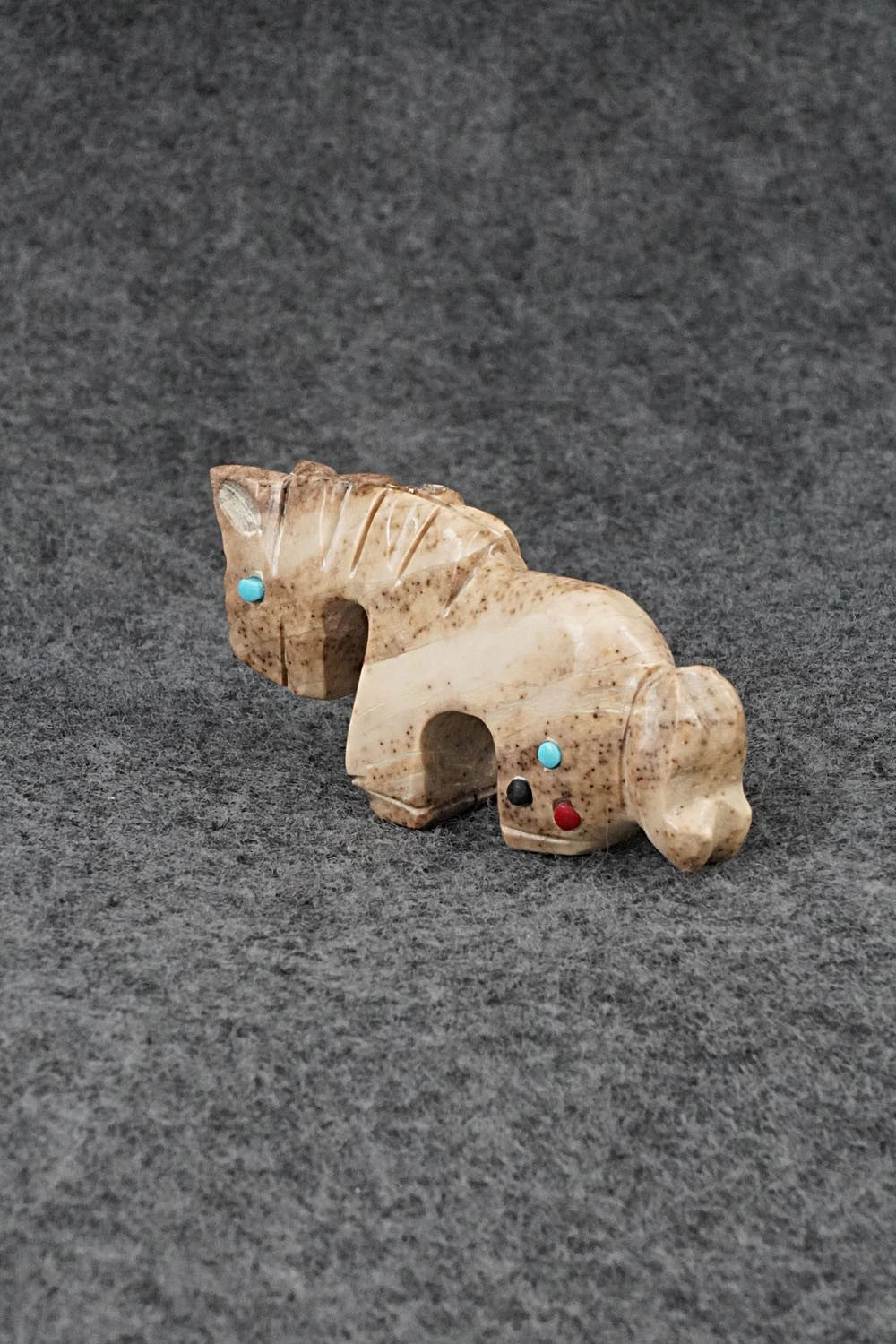 Horse Zuni Fetish Carving - Dannette Laate