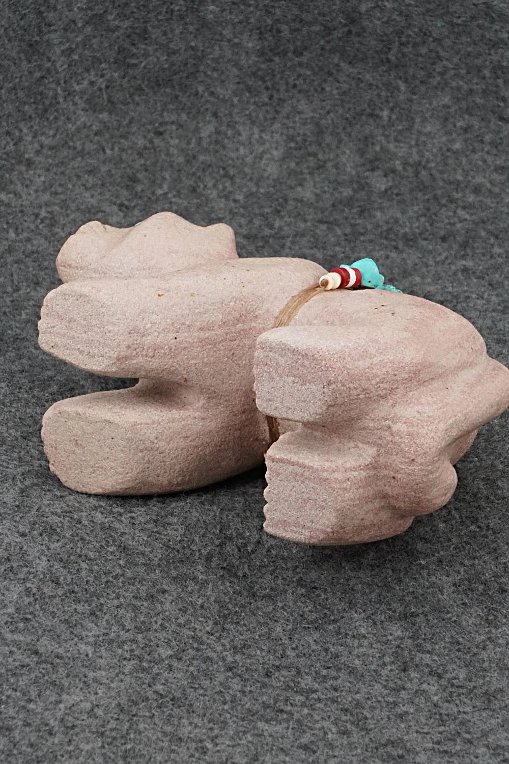 Mountain Lion Zuni Fetish Carving - Darrell Westika