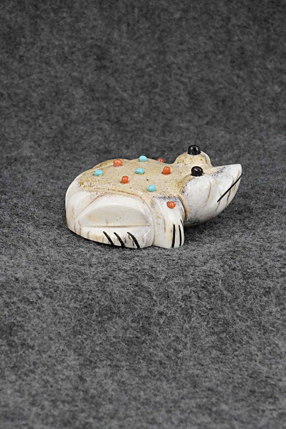 Frog Zuni Fetish Carving - Claudia Peina