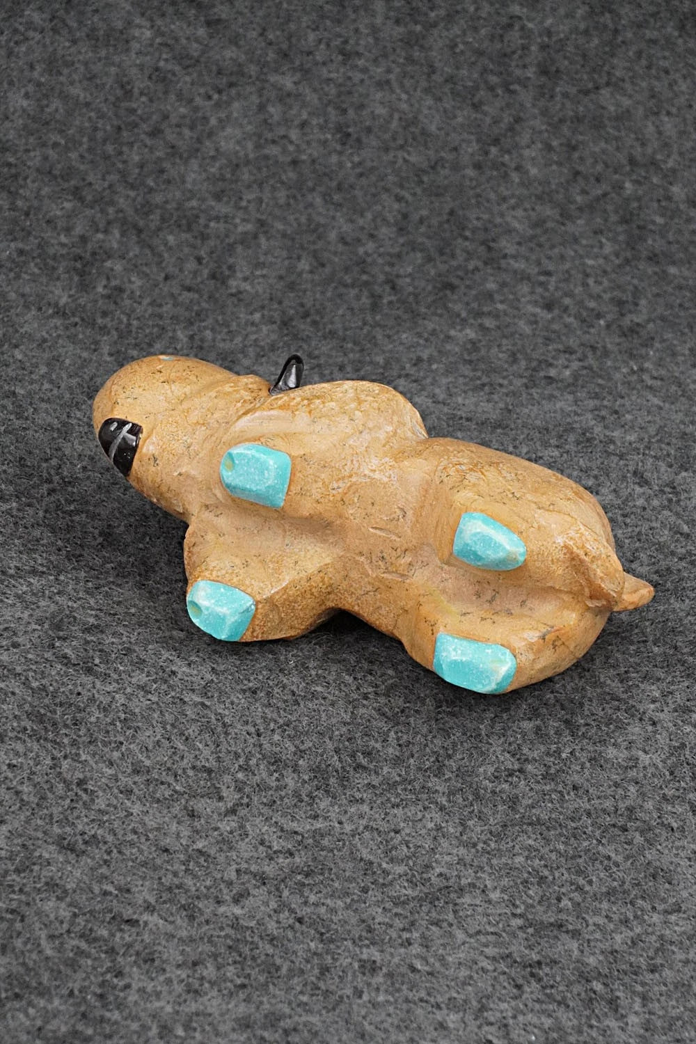 Buffalo Zuni Fetish Carving - Freddie Leekya