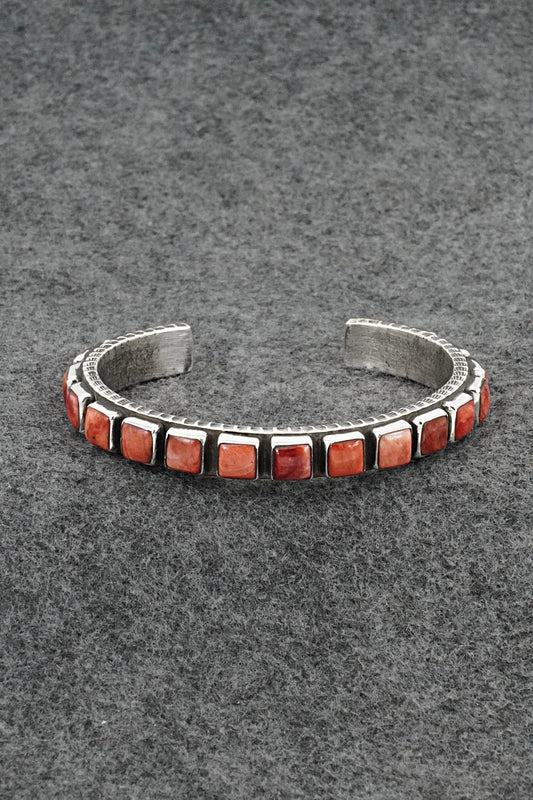 Spiny Oyster & Sterling Silver Bracelet - Ernest Rangel