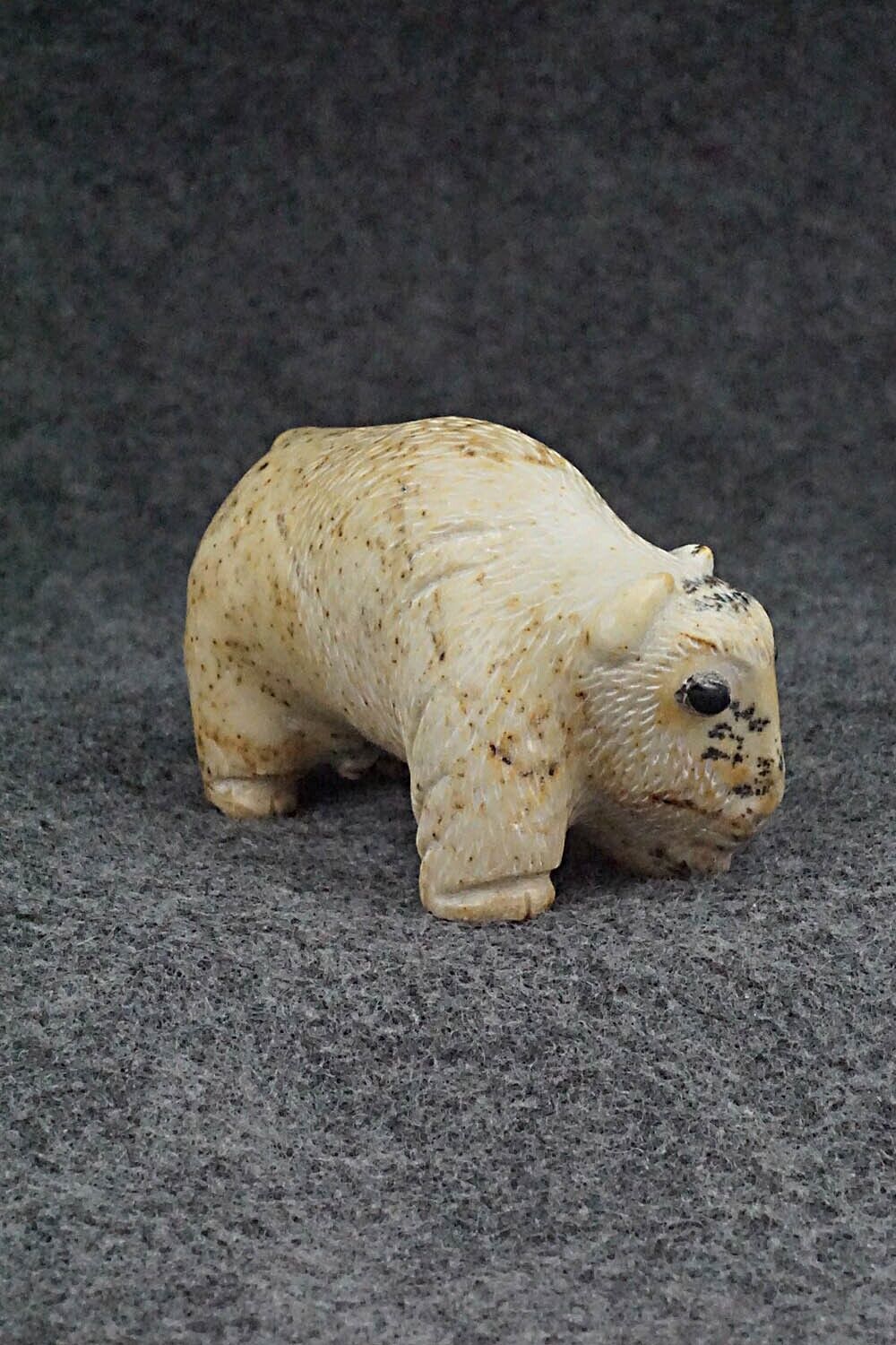 Buffalo Zuni Fetish Carving - Terrance Panteah