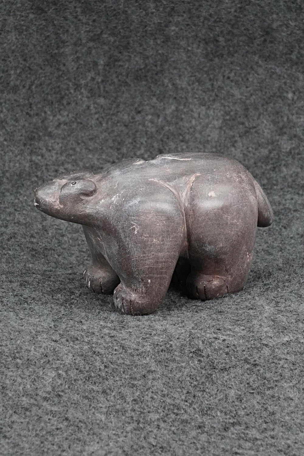 Bear Zuni Fetish Carving - Rick Kallestewa