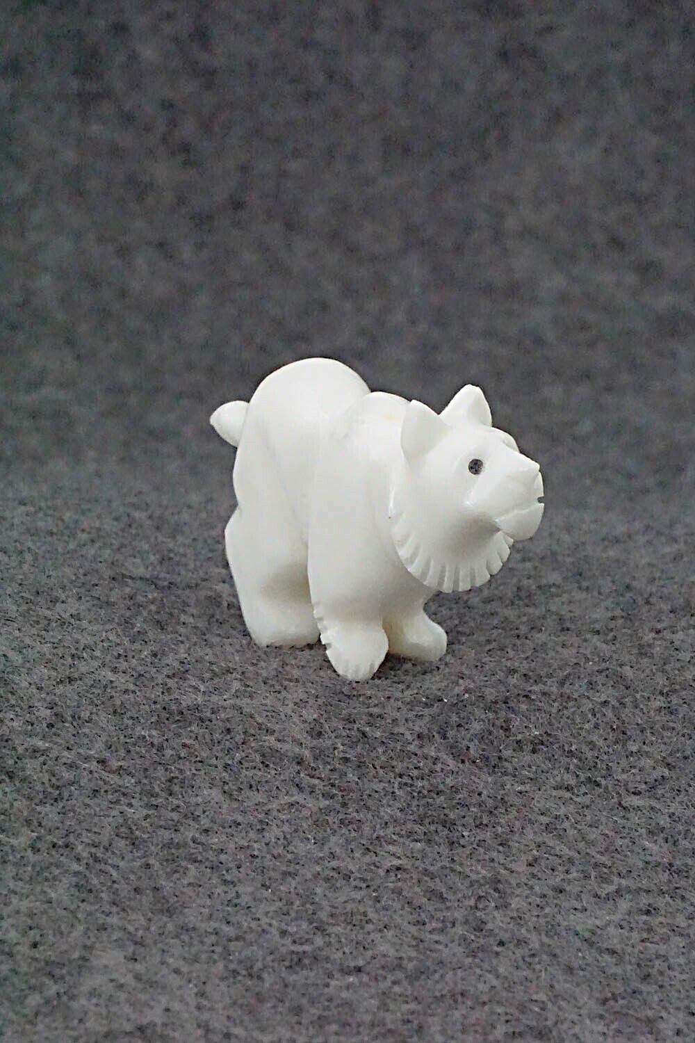 Bobcat Fetish Carving - Albert Livingston
