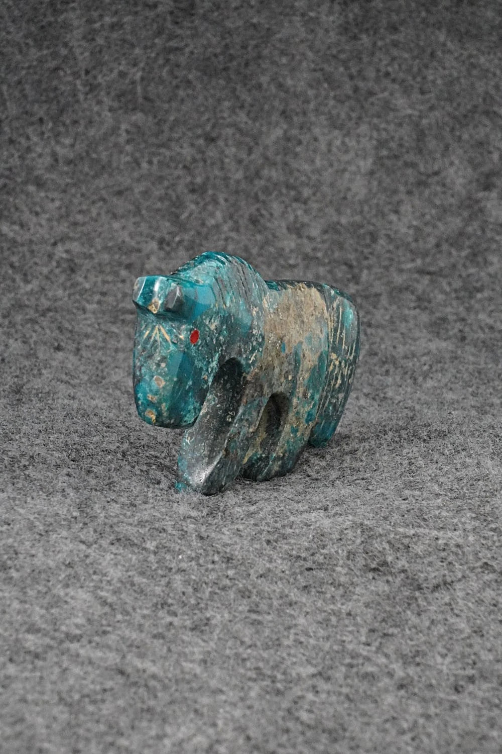 Horse Zuni Fetish Carving - Kenric Laiwakete