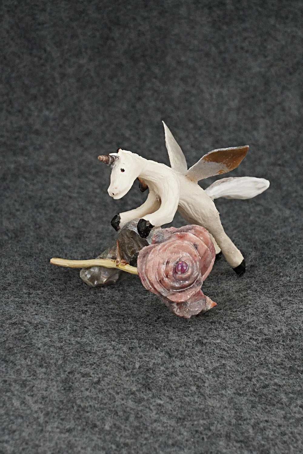 Unicorn Zuni Fetish Carving - Ruben Najara