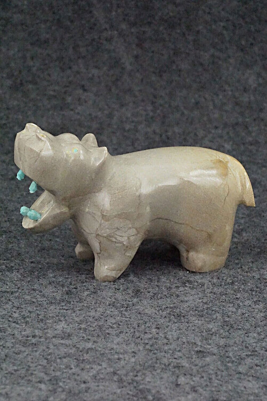 Hippo Zuni Fetish Carving - Enrike Leekya