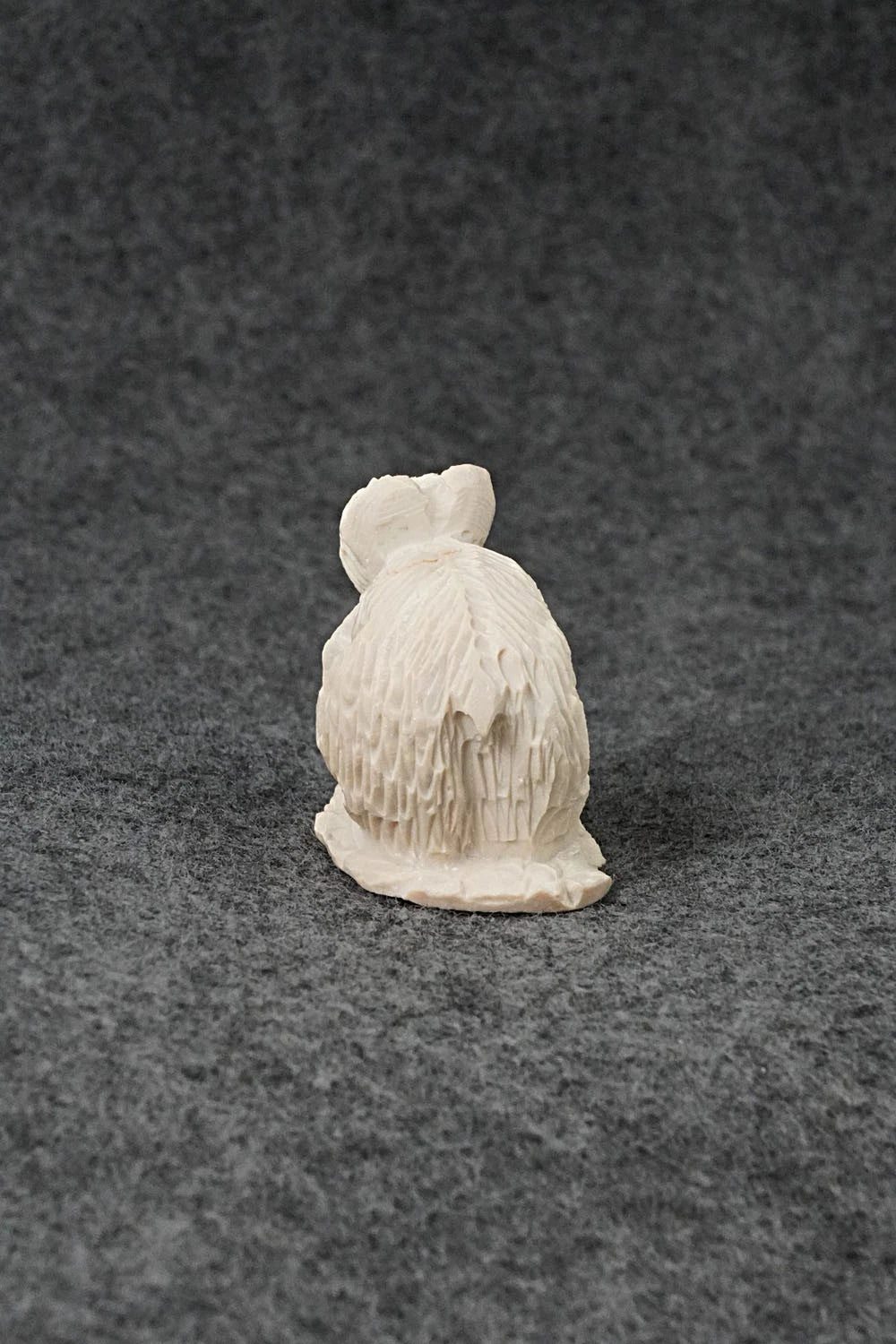 Bear Zuni Fetish Carving - Adrian Cachini