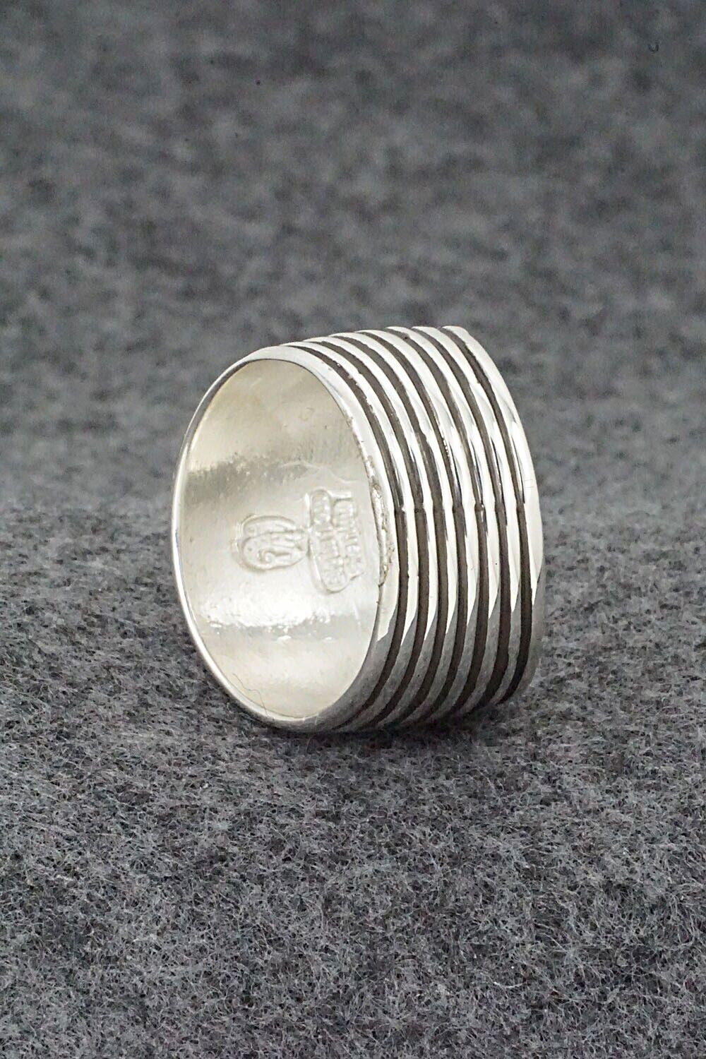 Sterling Silver Ring - Elgin Tom - Size 12