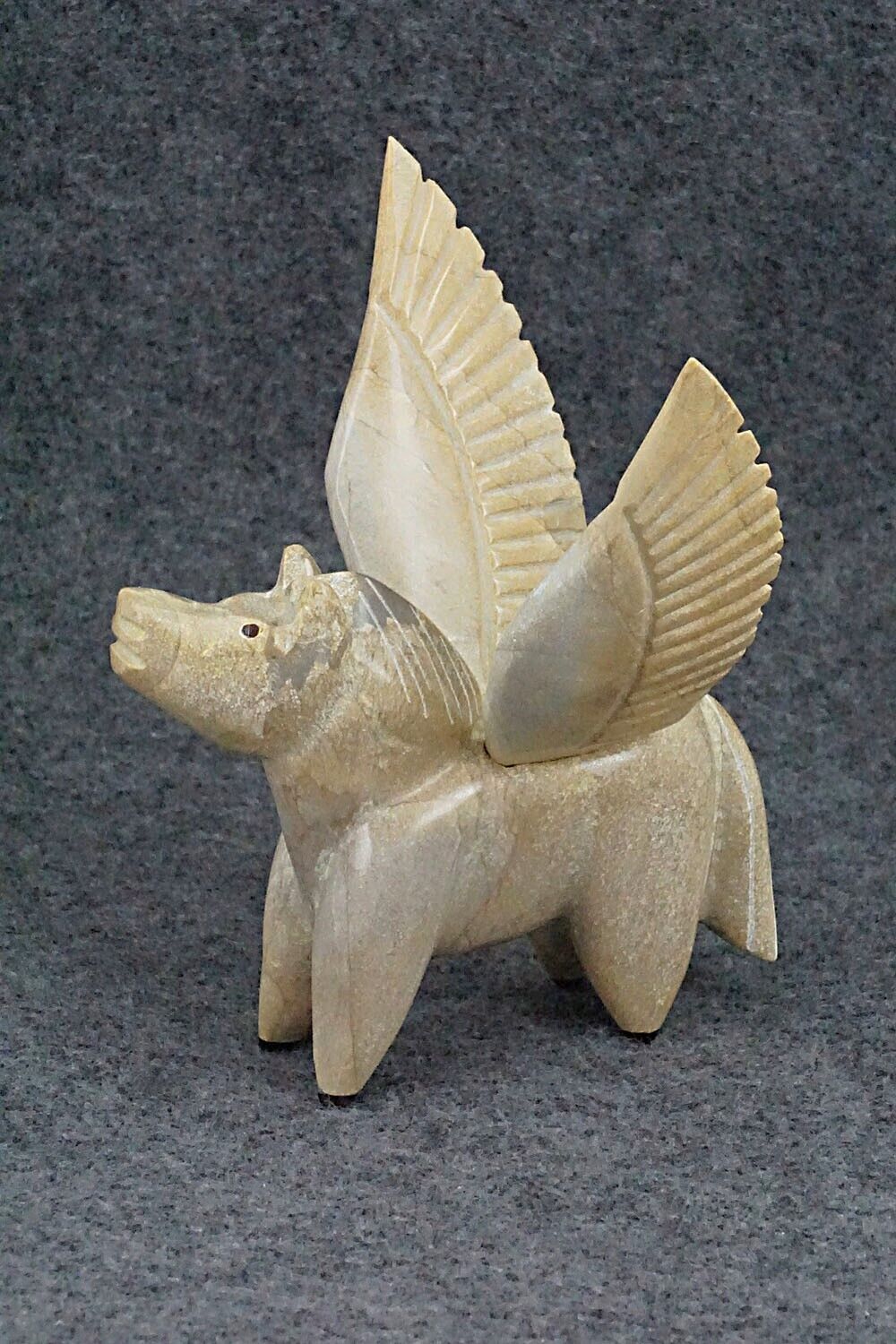 Pegasus Horse Zuni Fetish Carving - Enrike Leekya