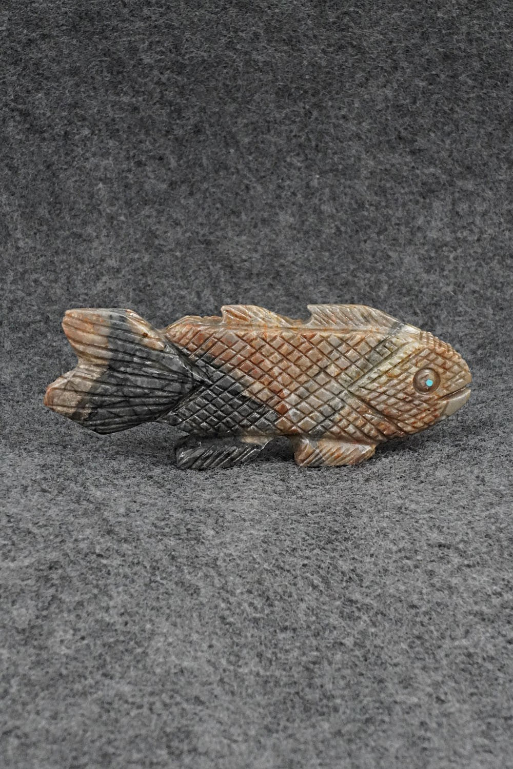 Fish Zuni Fetish Carving - Tony Mackel