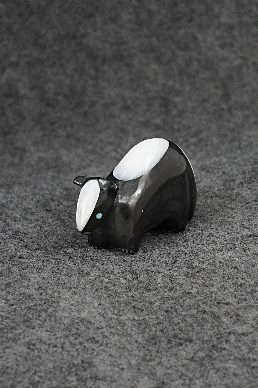 Skunk Zuni Fetish Carving - Calvert Bowanie