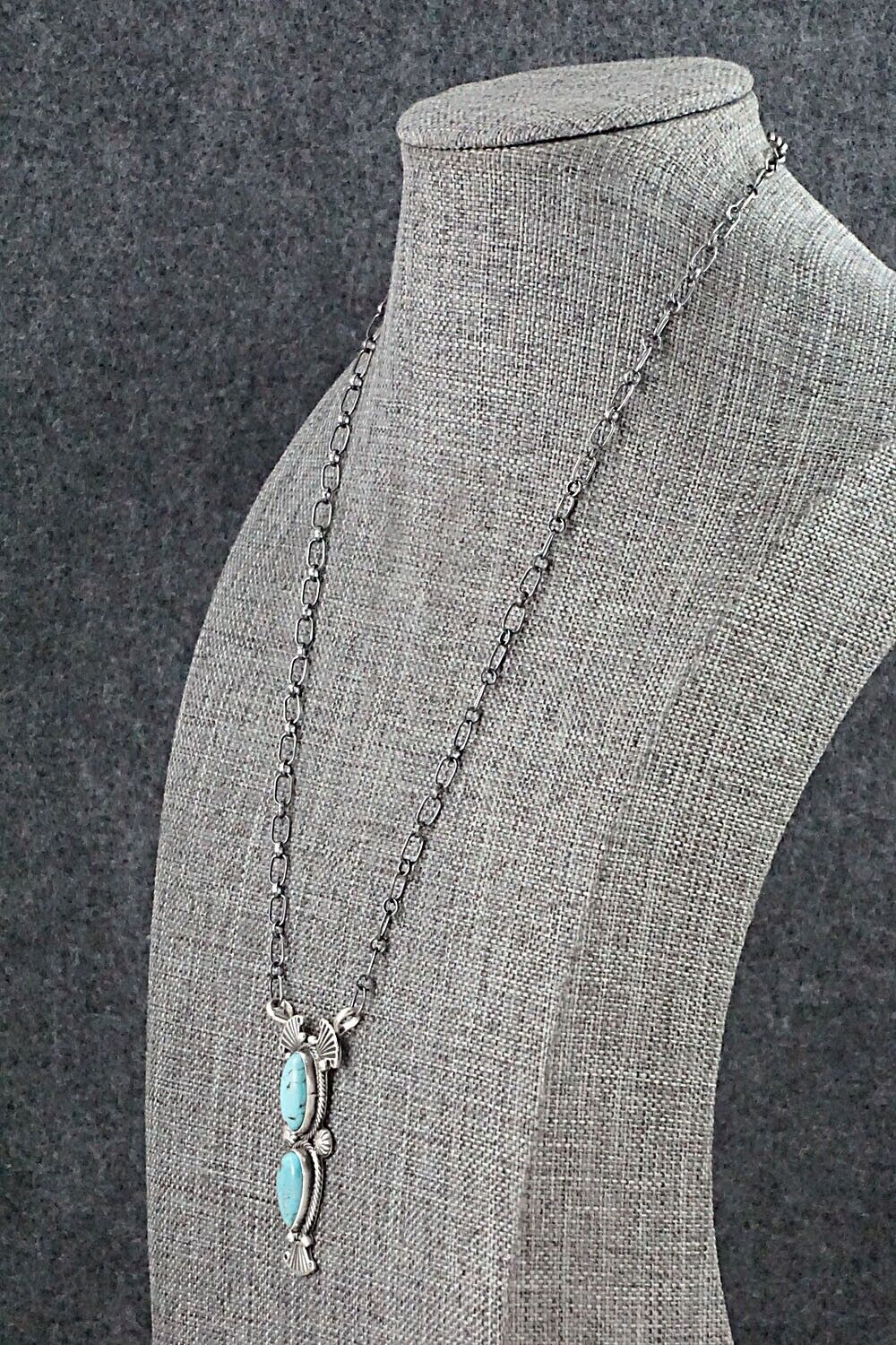 Turquoise & Sterling Silver Necklace - Verley Betone