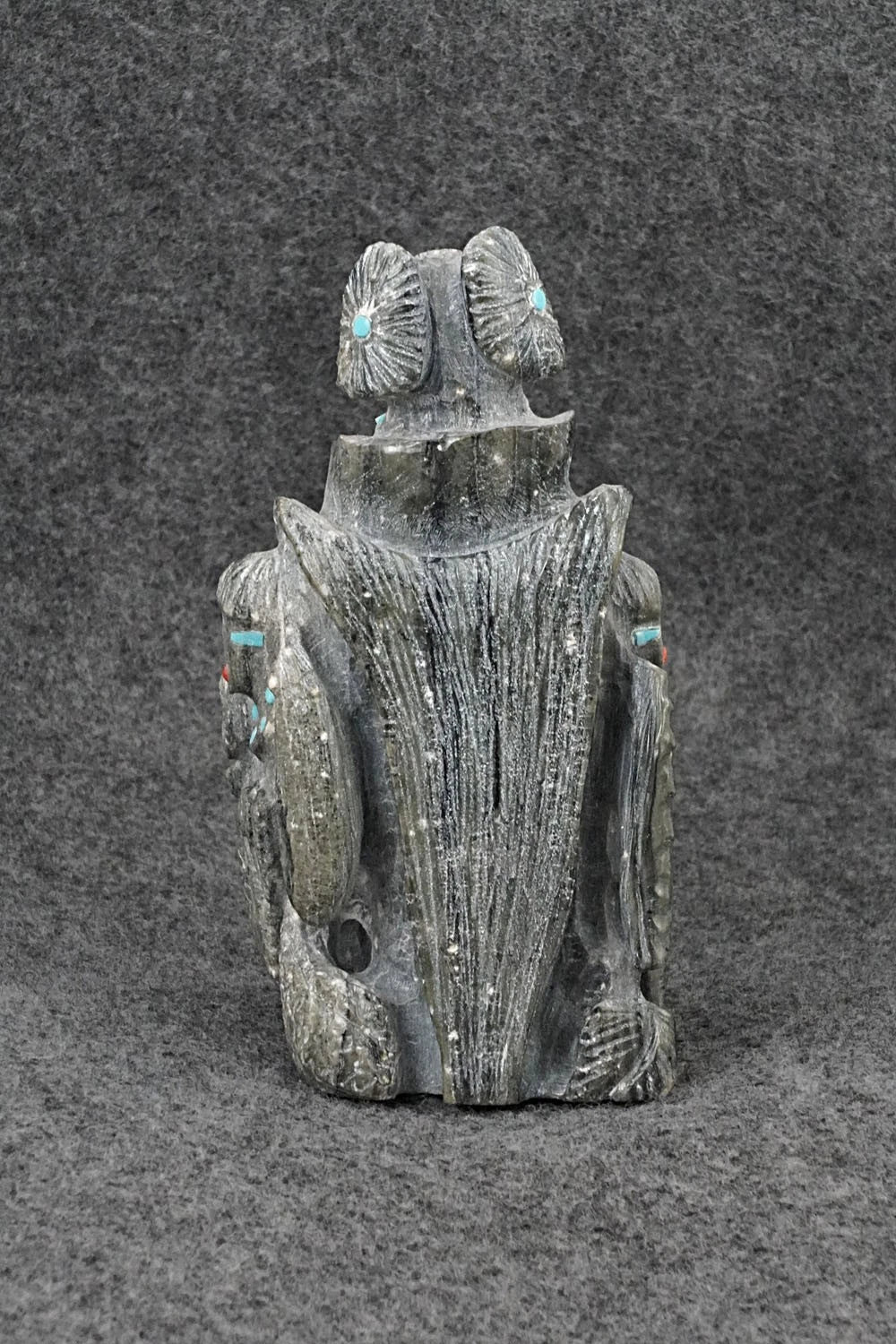 Corn Maiden Zuni Fetish Carving - Derrick Kaamasee