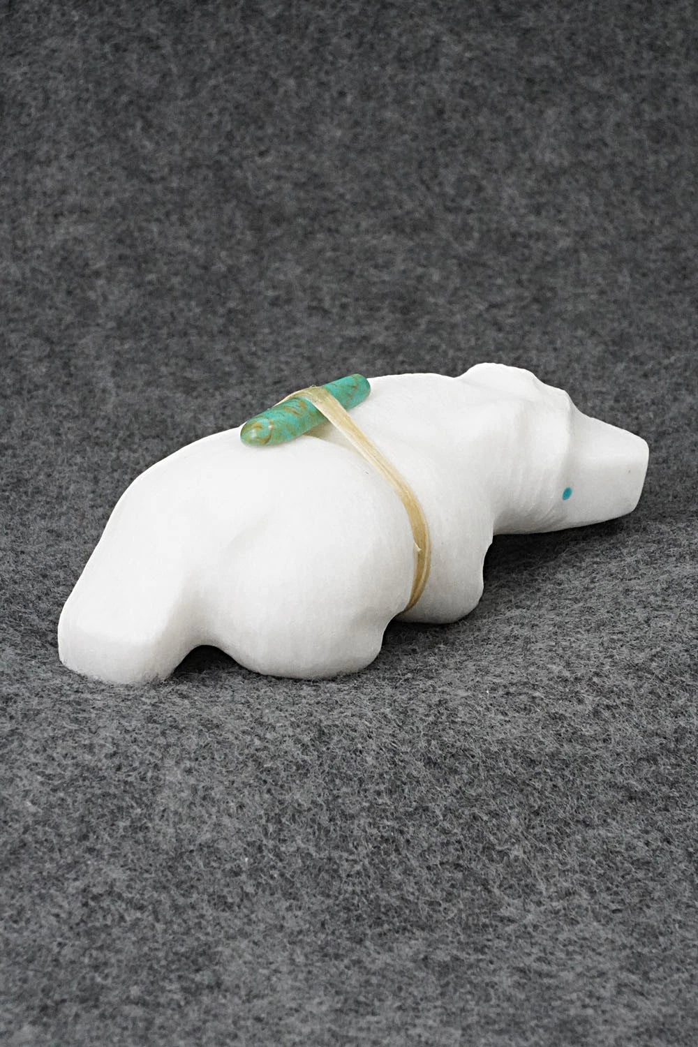 Bear Zuni Fetish Carving - Herbert Halate