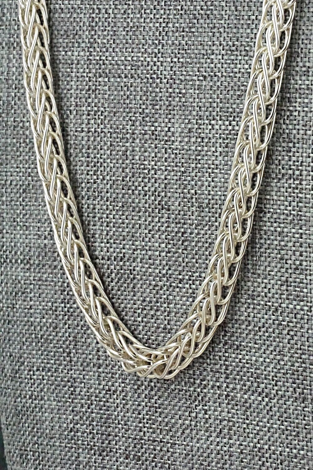 Sterling Silver Chain Necklace 24" - Smokey Gchachu