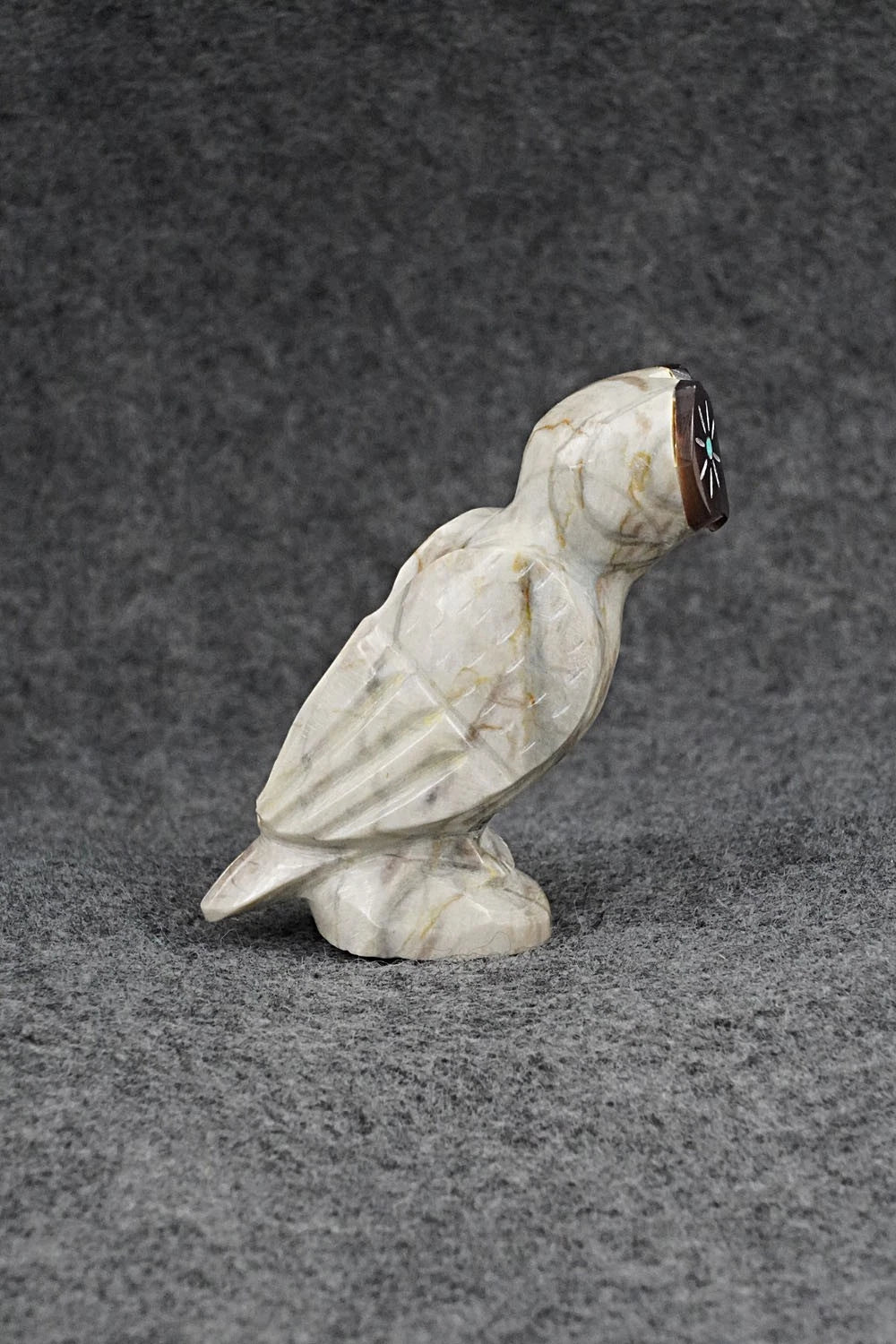 Owl Zuni Fetish Carving - Enrike Leekya