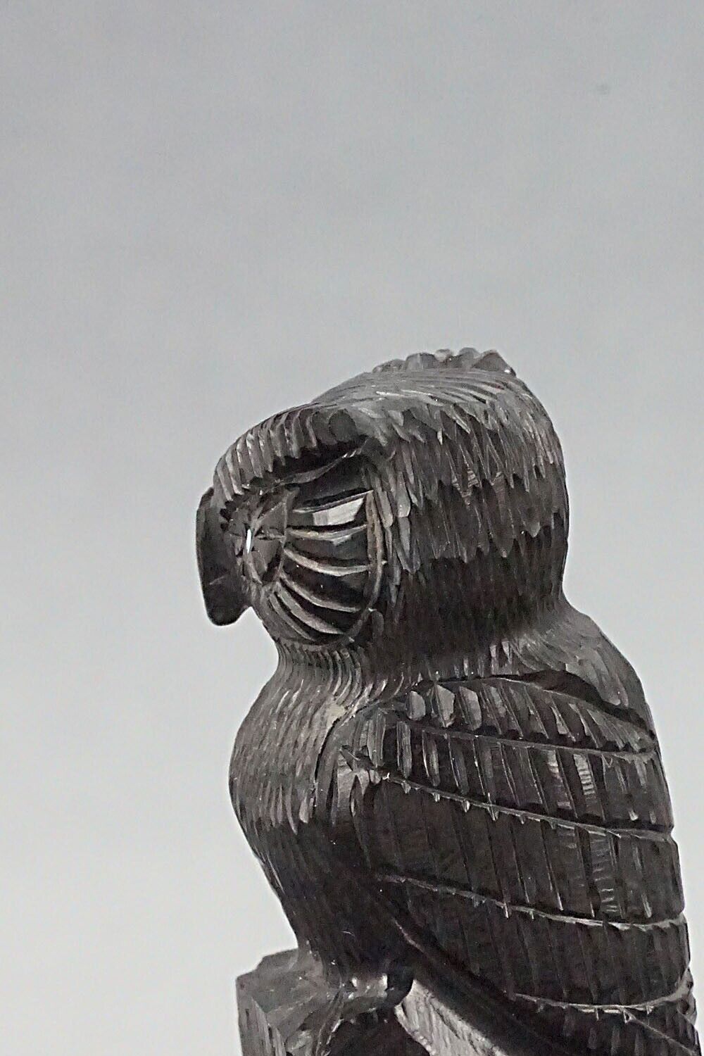 Owl Zuni Fetish Carving - Chris Peina