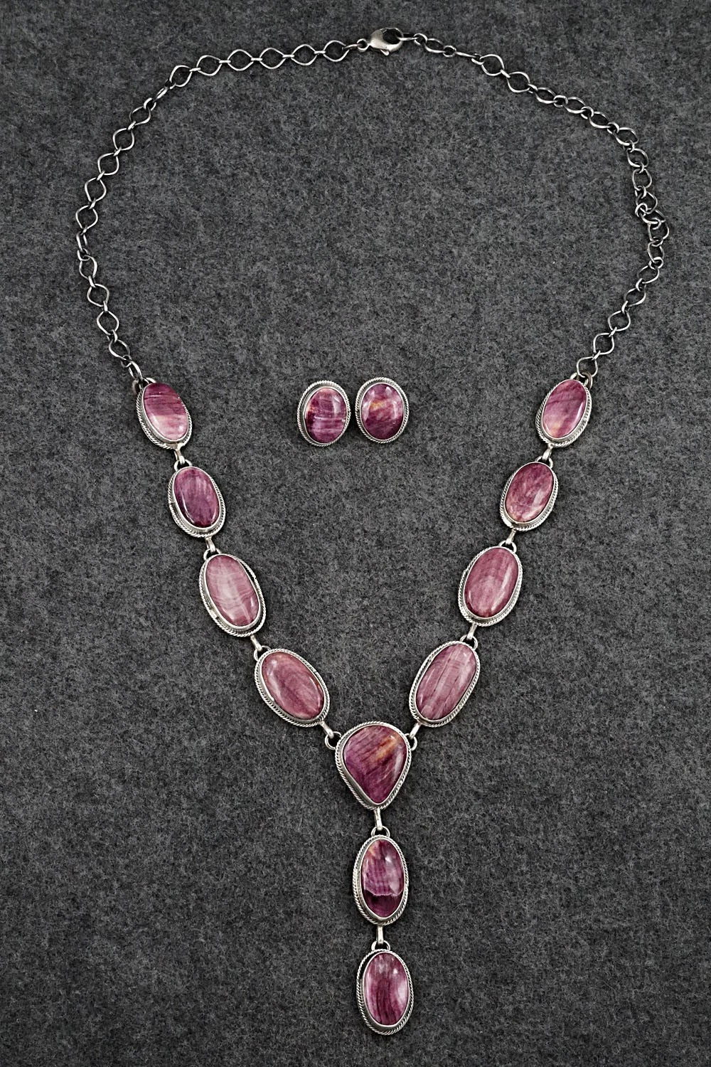 Spiny Oyster & Sterling Silver Necklace and Earrings Set - Paul Livingston