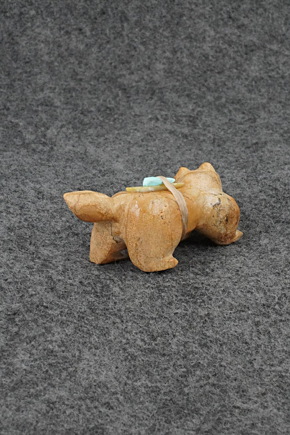 Fox Zuni Fetish Carving - Freddie Leekya