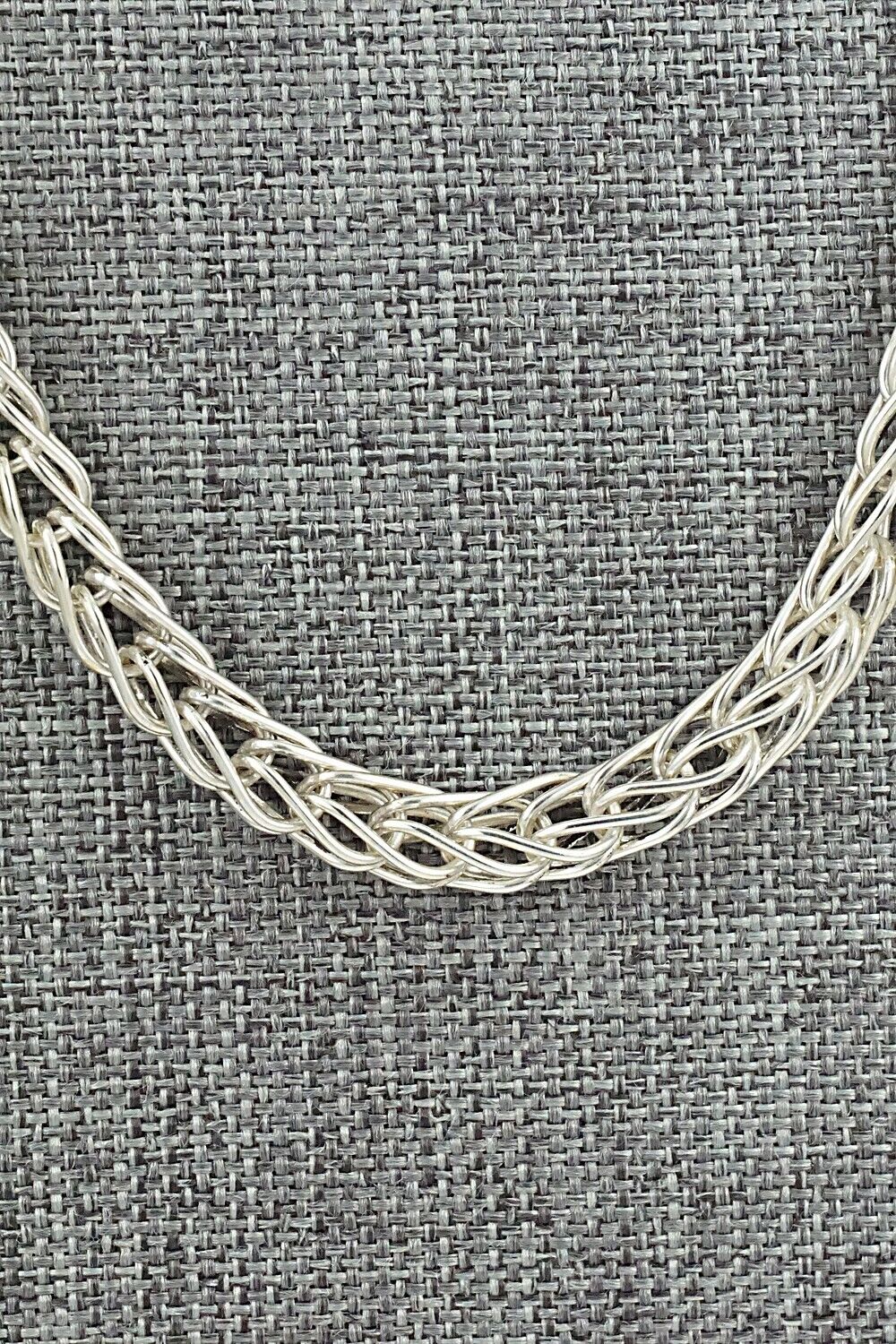 Sterling Silver Chain Necklace 18" - Smokey Gchachu