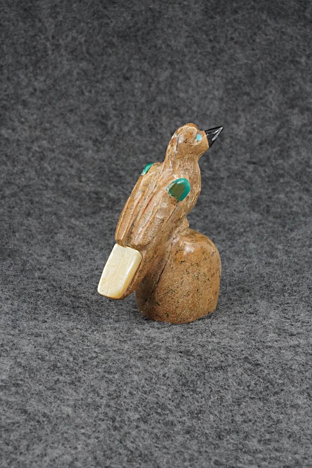 Bird Zuni Fetish Carving - Freddie Leekya