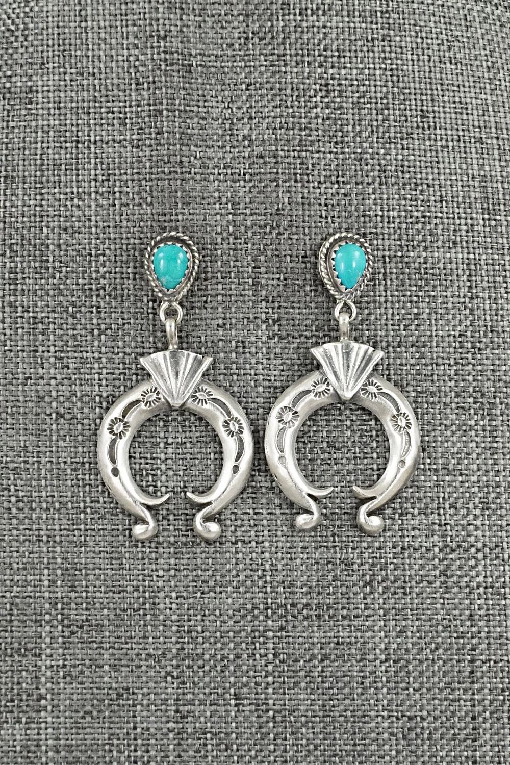 Turquoise & Sterling Silver Earrings - Verley Betone