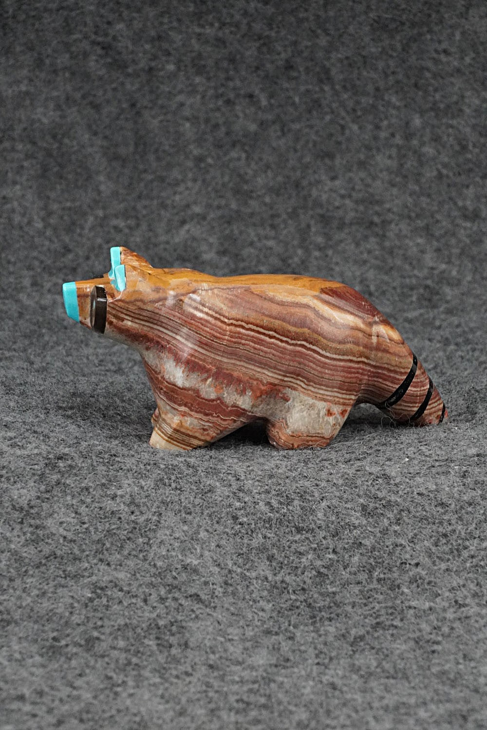 Raccoon Zuni Fetish Carving - Enrike Leekya