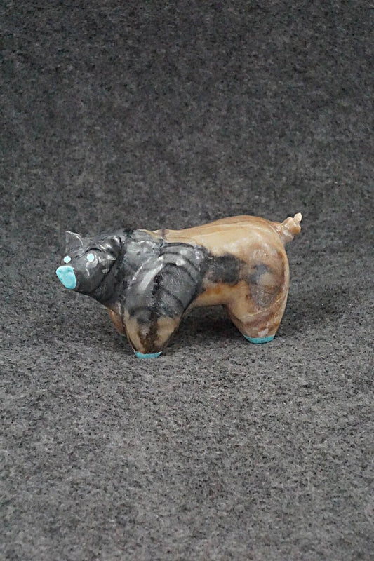 Pig Zuni Fetish Carving - Freddie Leekya