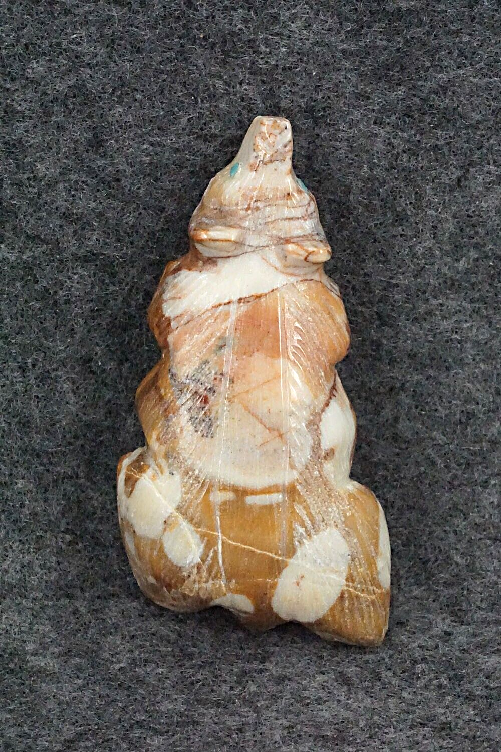 Badger Zuni Fetish Carving - Derrick Kaamasee