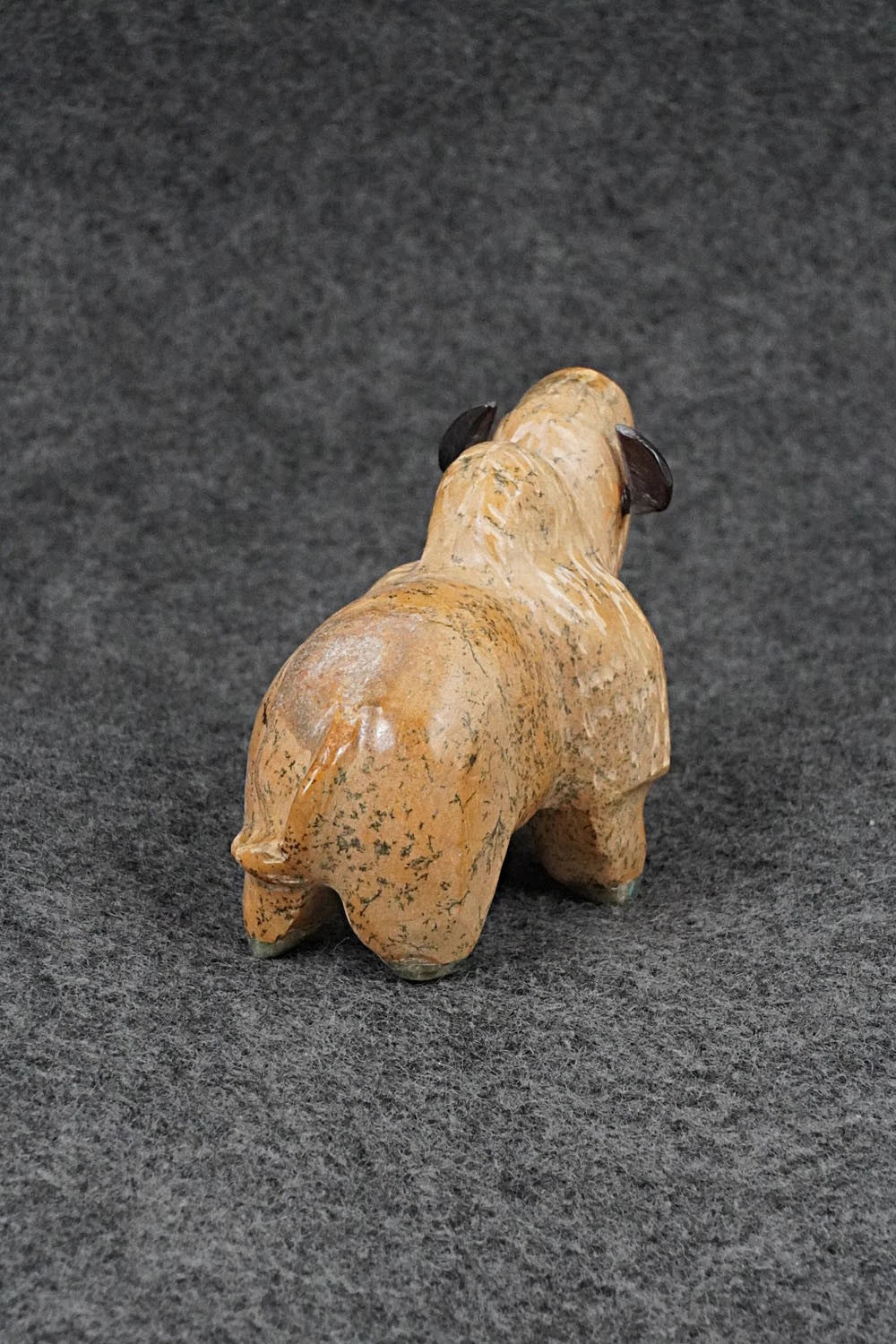 Buffalo Zuni Fetish Carving - Freddie Leekya