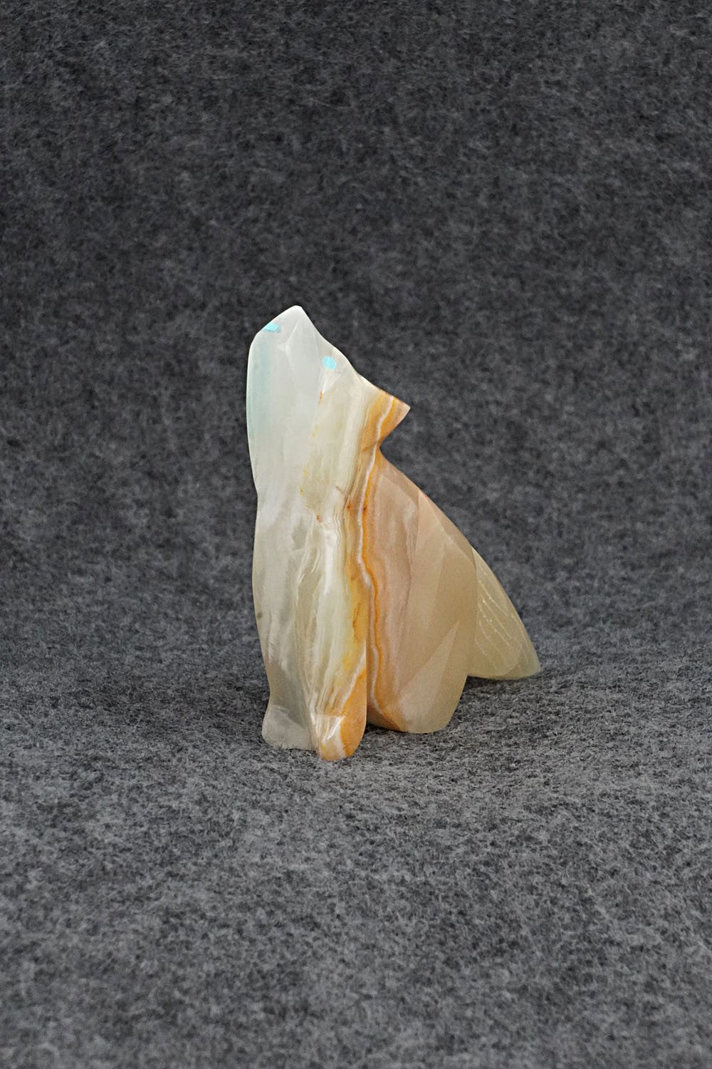 Wolf Zuni Fetish Carving - Kenric Laiwakete