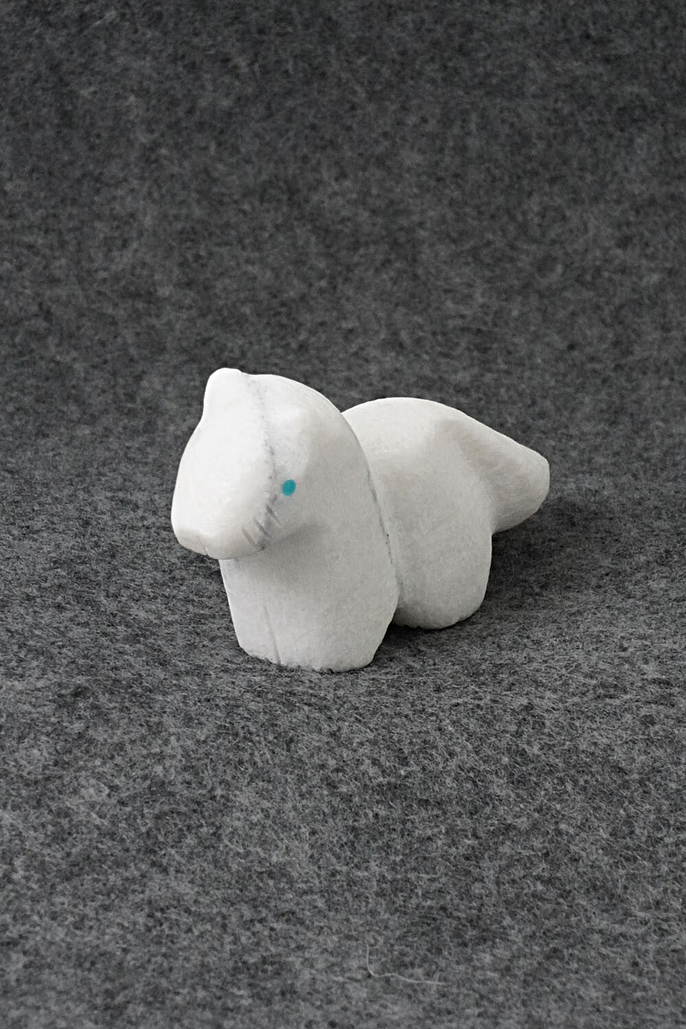 Otter Zuni Fetish Carving - Herbert Halate