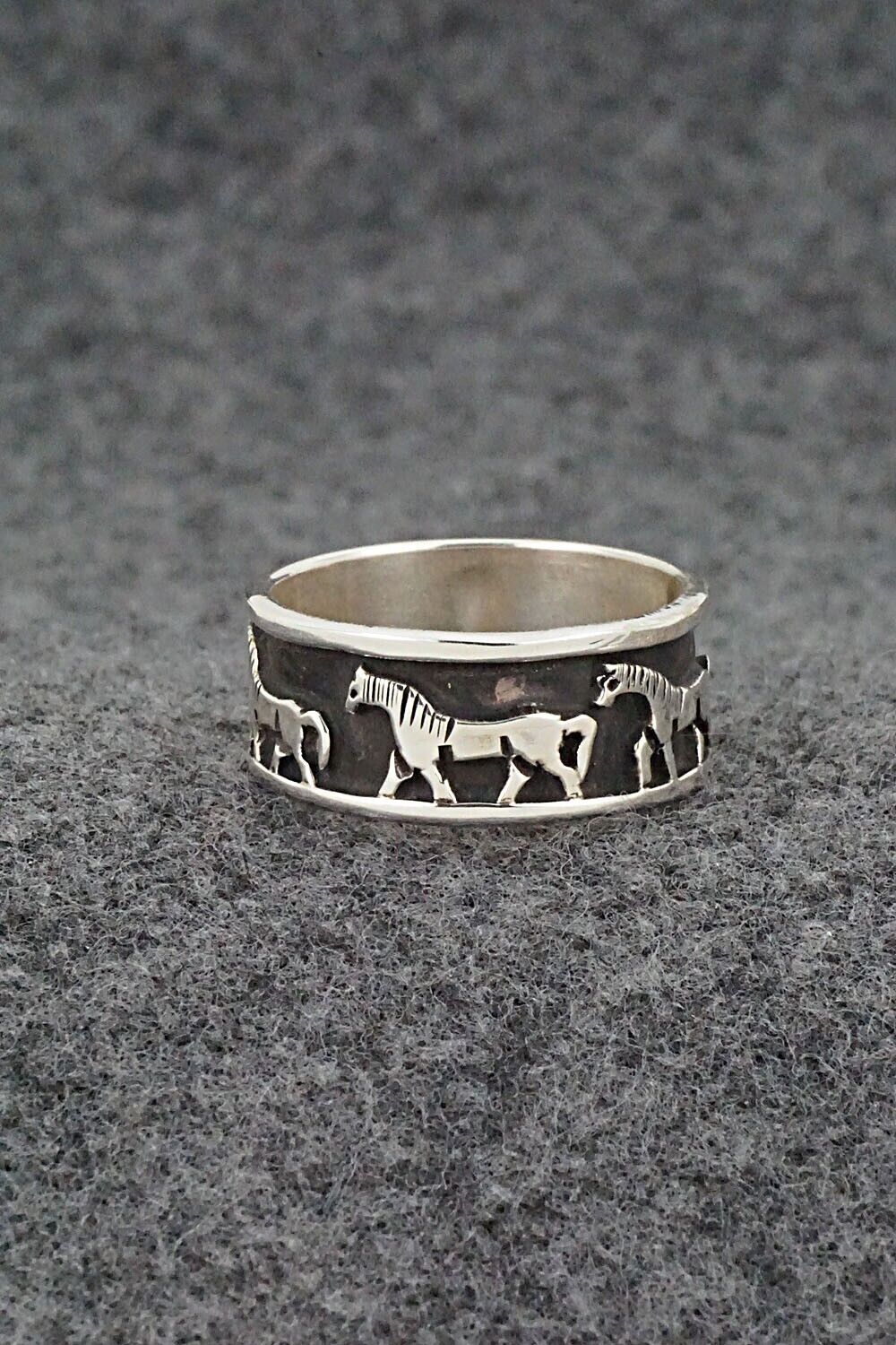 Sterling Silver Spinner Ring - Navajo - Size 10