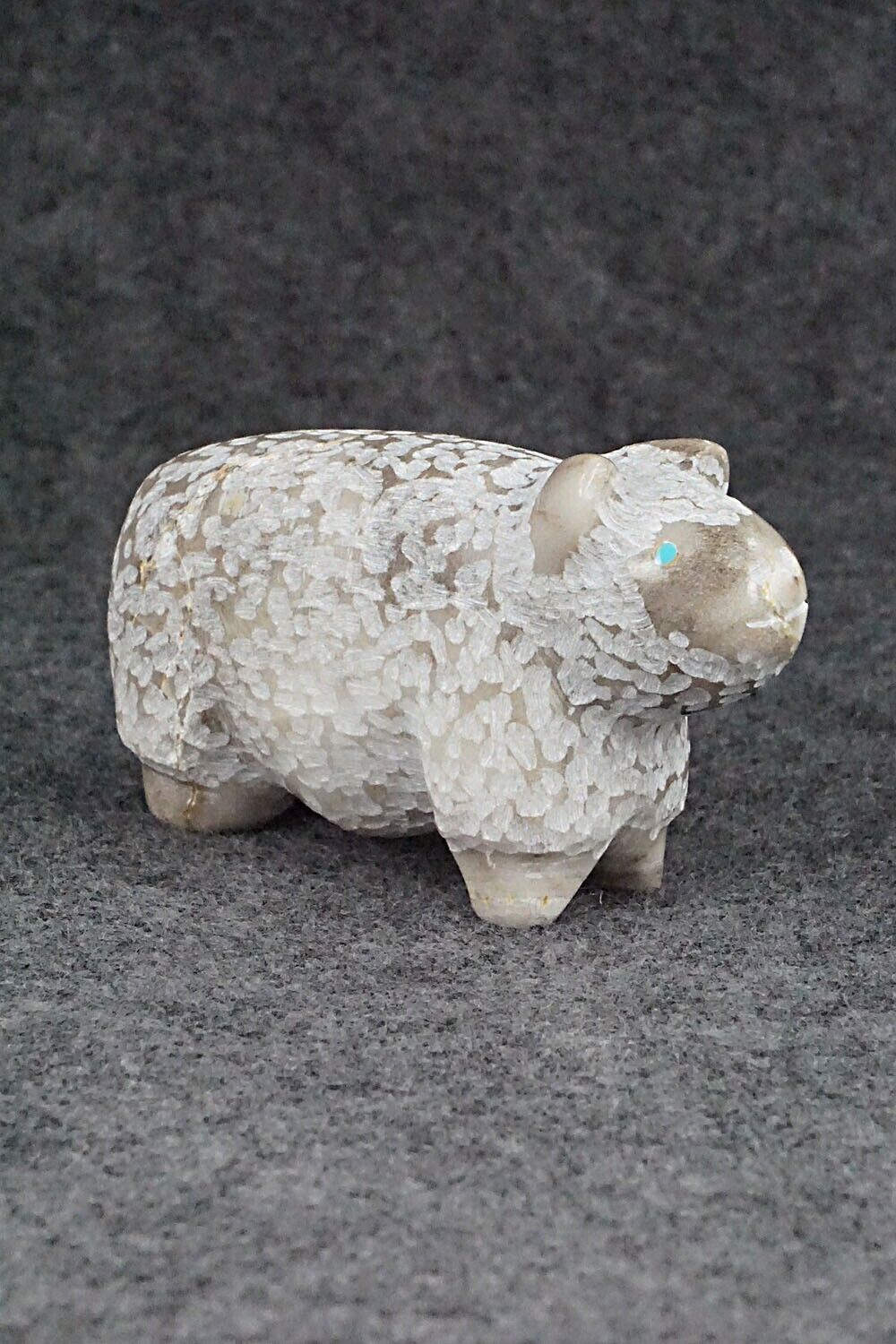 Sheep Zuni Fetish Carving - Rick Quam