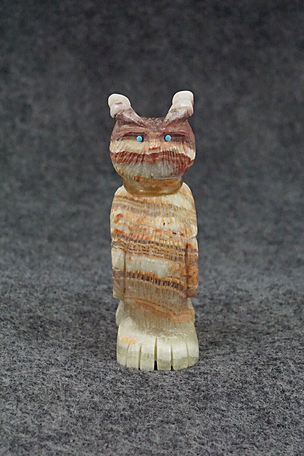 Horned Owl Zuni Fetish Carving - Douglas Martza