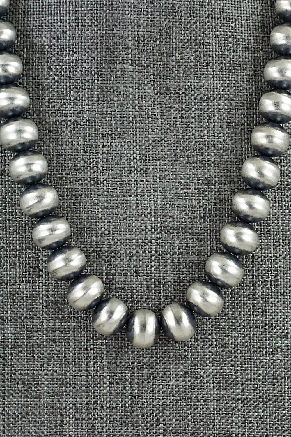 Sterling Silver Navajo Pearl Necklace 22" - Bryannen Halwood