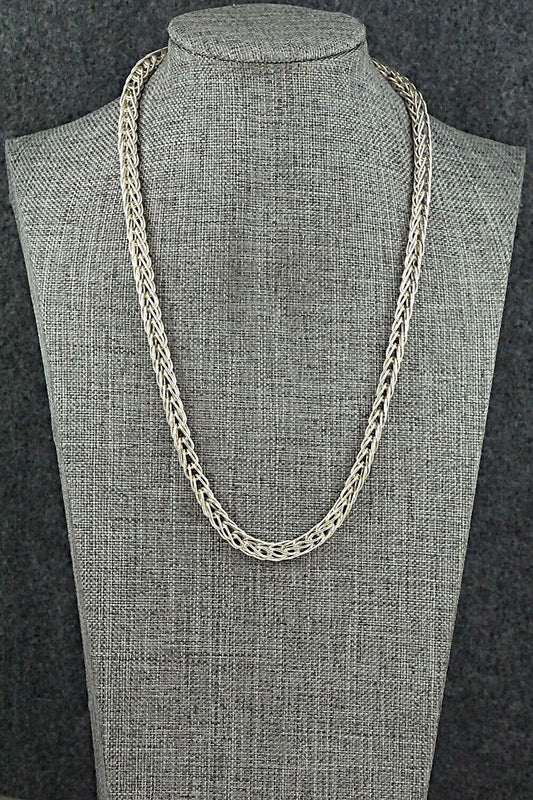 Sterling Silver Chain Necklace 18" - Smokey Gchachu