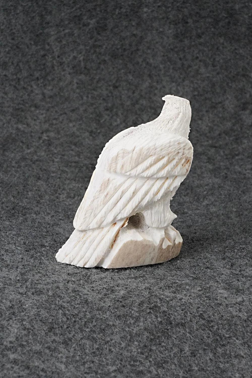 Eagle Zuni Fetish Carving - Lewis Malie
