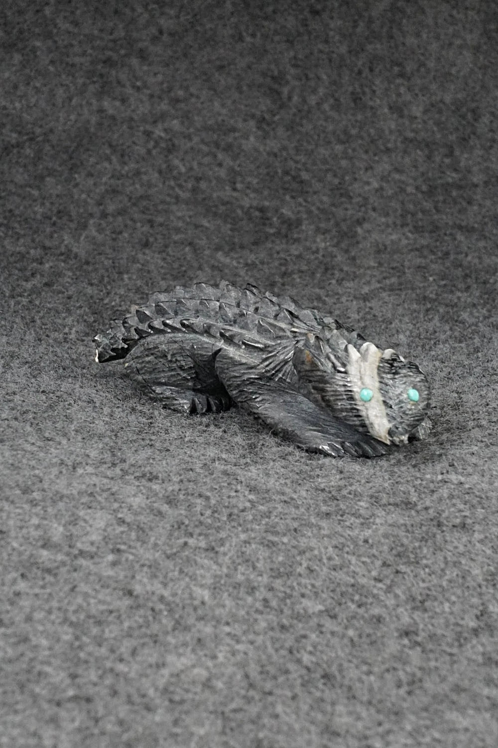 Porcupine Zuni Fetish Carving - Jonas Hustito