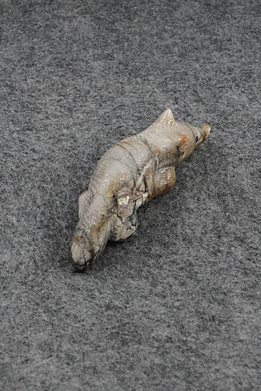 Badger Zuni Fetish Carving - Randy Lucio
