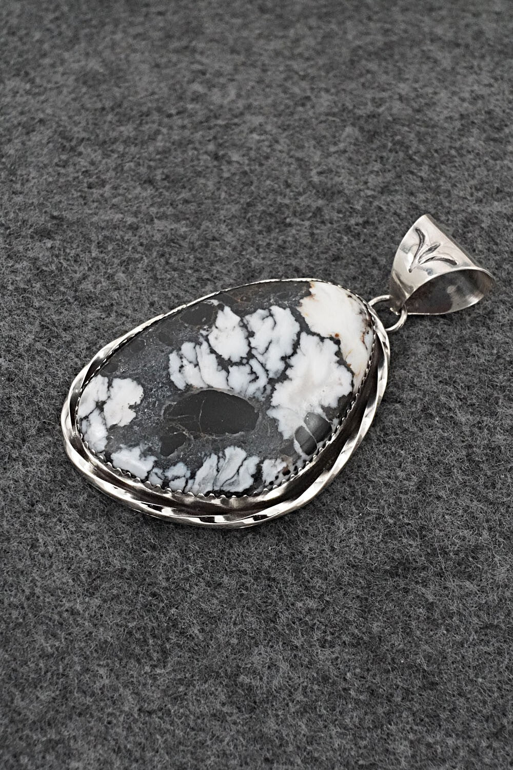 White Buffalo & Sterling Silver Pendant - Ernest Hawthorne
